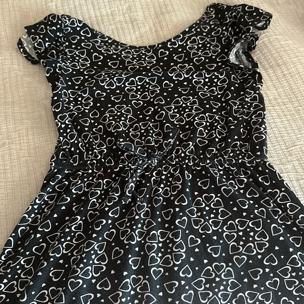 Black and white casual dress size small.  Heart print